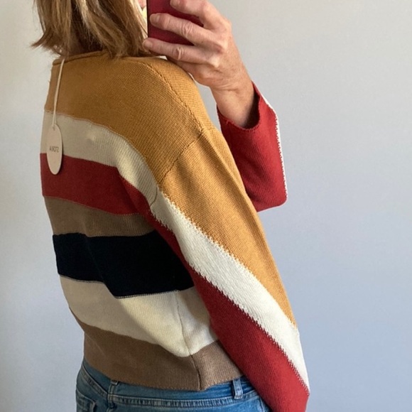 Cropped, Asymmetrical Stripe Long Sleeve Sweater - Picture 5 of 7